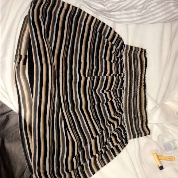 Skirt - Picture 2 of 2